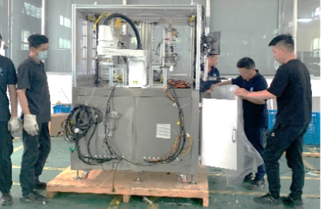 知名外資制藥企業(yè)定制軒特紙箱全自動貼標(biāo)生產(chǎn)線